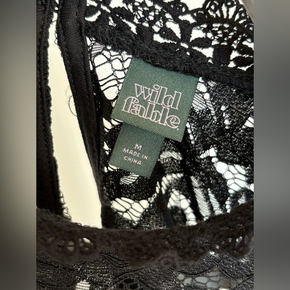 EUC wild fable Elegant Black Lace Long Sleeve Top in Size Medium - Picture 7 of 11